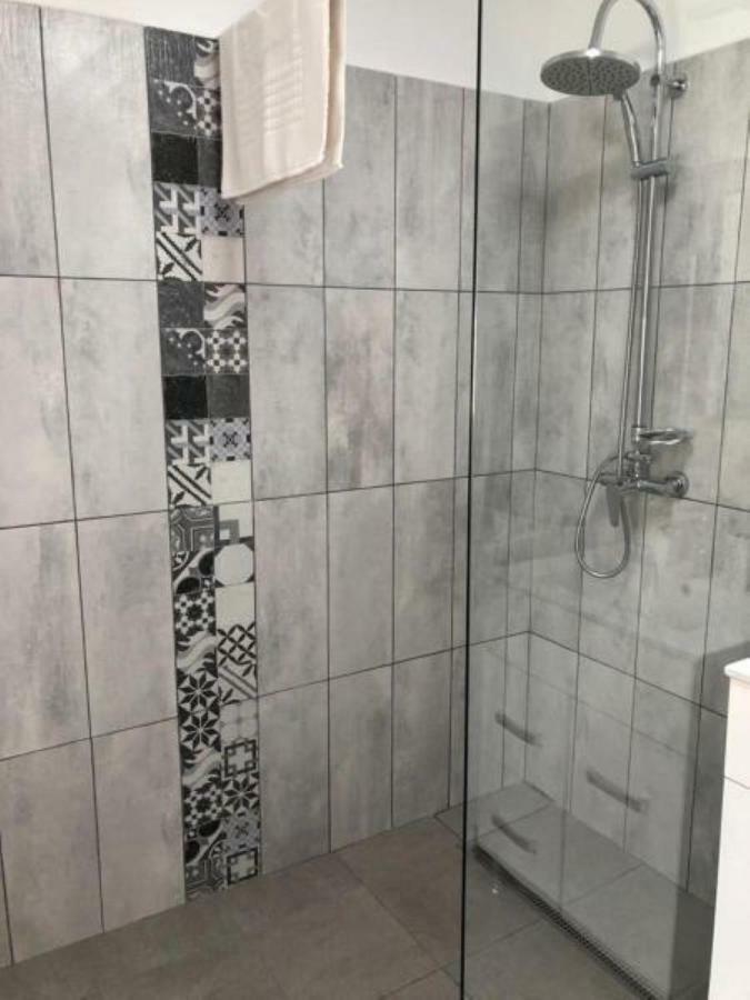 Appartement Casa Alise-Luise à Braşov Extérieur photo